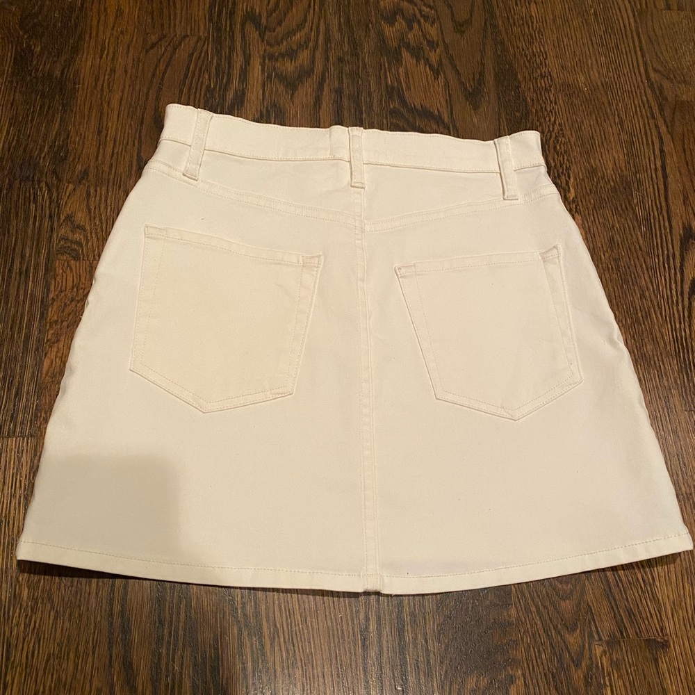 FRAME off white denim skirt sz 25 like new